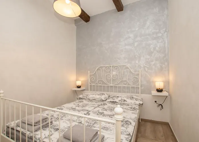 Apartment Nesatcium *