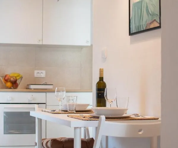 Nesatcium Apartment *